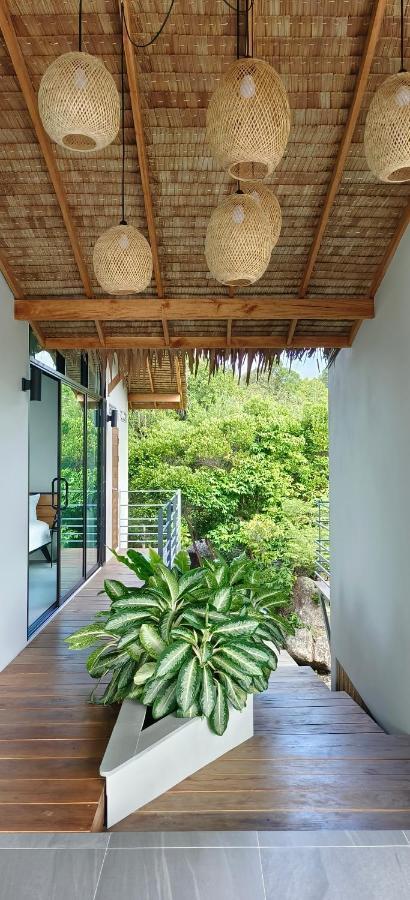 Villa On The Rock - 360 Bay View トンサラ エクステリア 写真
