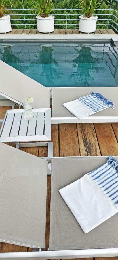 Villa On The Rock - 360 Bay View トンサラ エクステリア 写真